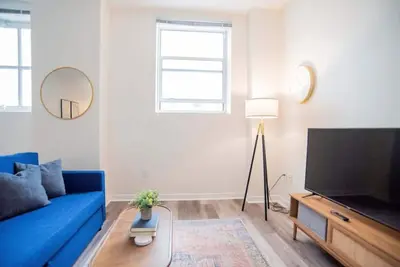 Image de CozySuites at The Block -Direct Skybridge Access#1