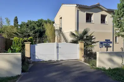 Image de Gîte 3* 4 à 5 pers proche Bordeaux/wifi/2vtts inclus ( Longs SÉJOURS 50% off)