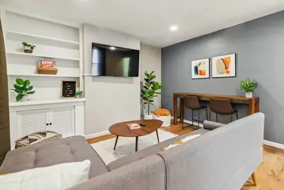 Image de Family Friendly 3-Br Bungalow near Attractions