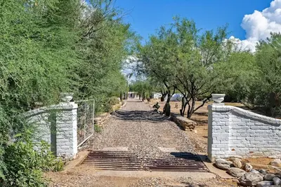 Image de Casas Adobes with a Salt Water Pool