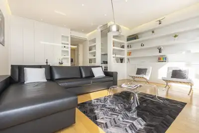 Image de Stay at this luxury apartment at Piazza Venezia for a wonderful holiday in Rome.