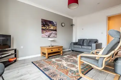 Image de Pass the Keys | Central townhouse with parking and modern finish