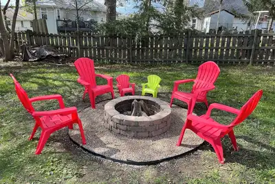 Image de Long Lake Lodge. The perfect getaway for friends + family. 1hr from Chi + Mke