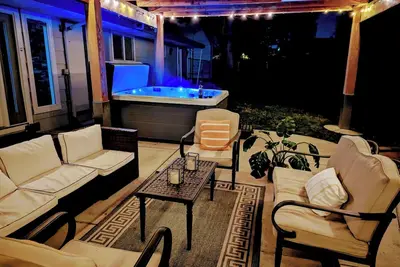 Image de Private Oasis w Hot Tub & Pool near Folsom Lake! Parking for Boat and Rv!