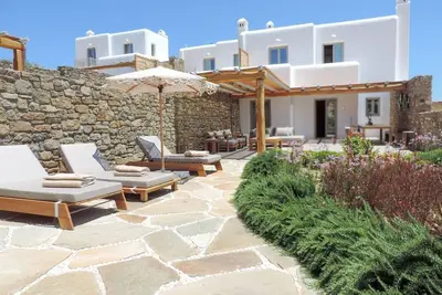 Image de Boutique Mykonos Villa | Heated Hot-Tub | Wonderful views | Villa Heart | Agia Sofia