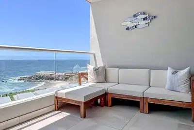 Image de Beach&Sun-JollaExcellence-IndoorPool&BeachAccess