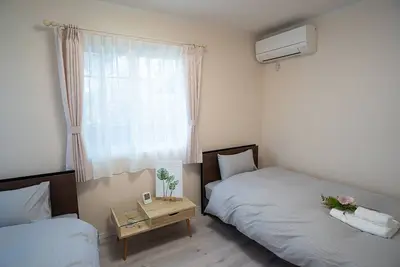 Image de \nApril 2022 - New Construction - American-style House