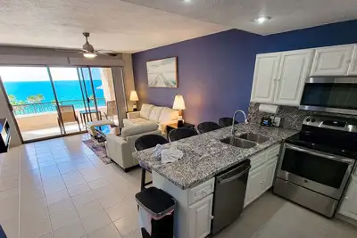 Image de Sonoran Spa N506 - 1 Br Next to the Pool, High Speed Wi-Fi - Beachfront Upper Floor Luxury Condo