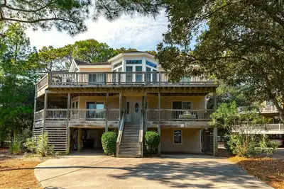 Image de Aegean Odyssey: Corolla Light Resort, 6 Bedrooms, 1675 Ft to Beach