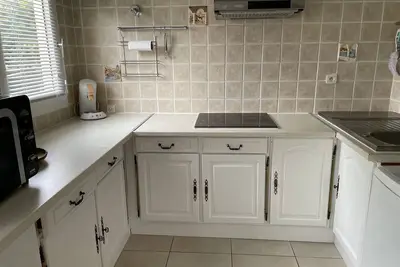 Image de F2 Ermitage Saint Gilles Pieds dans l'eau tout confort proximité tous commerces