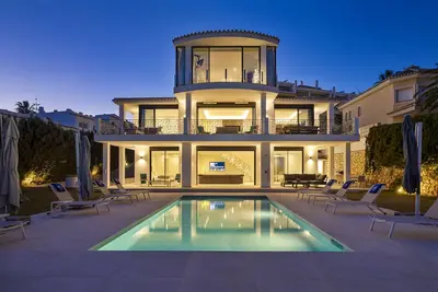 Image de Villa Pazamor in La Cala de Mijas - modern new and luxurious