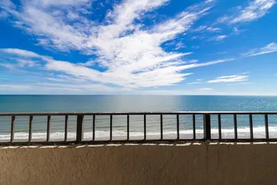 Image de Breathe in the Ocean: Oceanfront Room 9th Floor