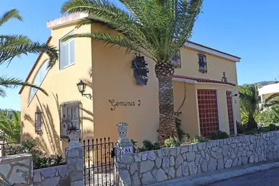 Image de Casa Geminis I mit Garten, Grill, Terrasse und Meerblick - Doppelhaus