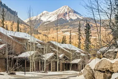 Image de Beautiful Black Bear townhome across from Purgatory Resort. Club access!