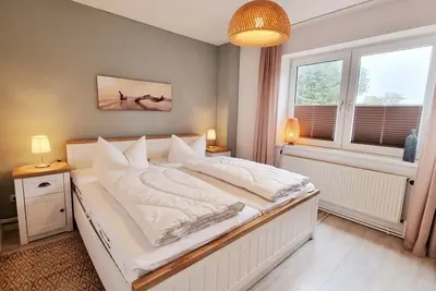 Image de Ferienwohnung \"achtern Diek 1\" 1. Reihe an der Ostseeküste, Hundefreundlich