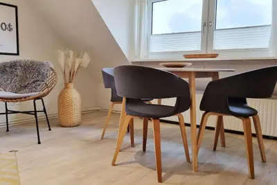 Image de Vacation apartment \"Achtern Diek 3\" 1st row on the Baltic Sea coast, dog-friendly