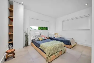 Image de Amazing pool home by Aventura!