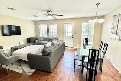 Image de Nice Cozy Home w\/Lake Access