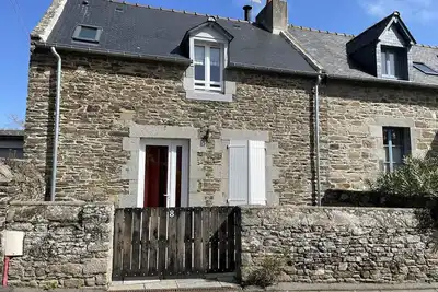 La maison d'Amélie chaleureuse, à 5 minutes à pied du port et des commerces