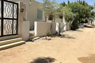 Image de 2 min walk to the Sea / shared garden with sky view, Wi-Fi, pet friendly