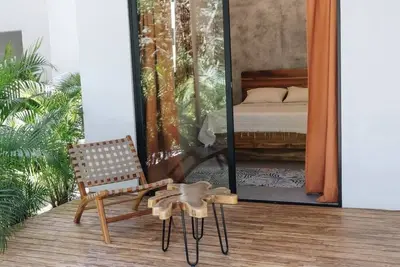 Image de Casa Munay, a 500 mtrs del centro de Santa Teresa rodeado de selva.