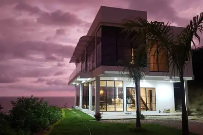 Image de Clift Beach House With Breathtaking Views