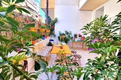 Image de Casa Bonita, House with Private Entrance and Garden, between center and sea\n