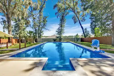 Image de Ocala Oasis 4br w/Pool/Cabana/GameRoom/MiniGolf