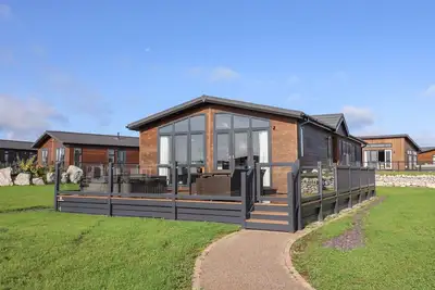 Image de 28 Delamere Point, pet friendly, with hot tub in Delamere