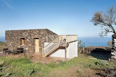 Image de Chalet 'La Higuera' avec vue sur la mer, terrasse partagée et Wi-Fi