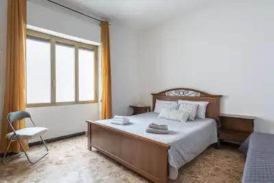 Image de Maison de vacances \"Jerzu Centro 2\" avec terrasse privée et balcon