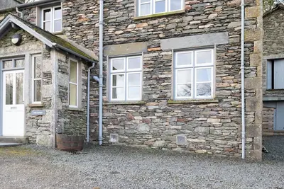 Image de Mill Cottage with Lake access.