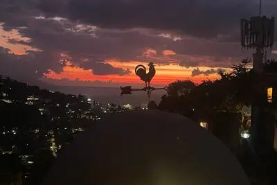 Image de Traditional 3-bedroom house with amazing views and a 30-minute walk to the beach