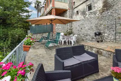 Image de Maison confortable à Limano avec WiFi