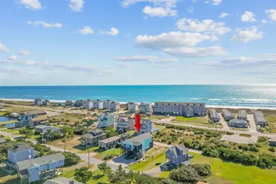 Image de Soundside Home with Elevator, Watersports Gear, Community Marina, Beach Nearby