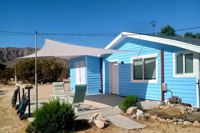 Image de Crossroads - Private and 5 Quiet Acres. 25 Mins to Joshua Tree & Palm Springs