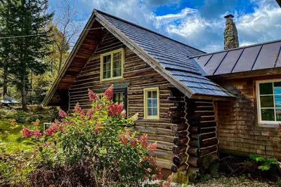 Image de Quintessential wilderness retreat with mtn views & kayaks - dog-friendly