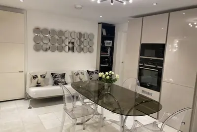 Image de Modern, Stylish 2 bed 2 bath apartment in Chelsea