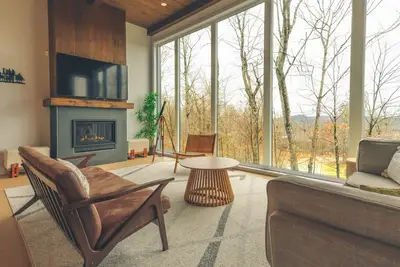 Image de Escape to Monte Mahal - Your Four Season Retreat in Bel Air