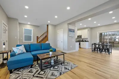 Image de Beautiful and Spacious 3 Bedroom with Free Parking