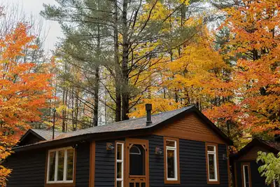 Image de Doma Lodge - Cozy Muskoka Cabin in the Woods