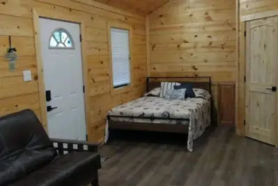 Image de Relaxing, Quiet, Cozy Cabin & only 2 miles from the Cossatot River State Park!