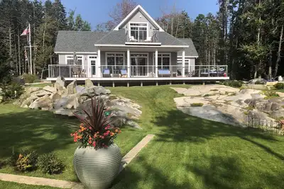 Image de Spectacular ocean front House w/private beach