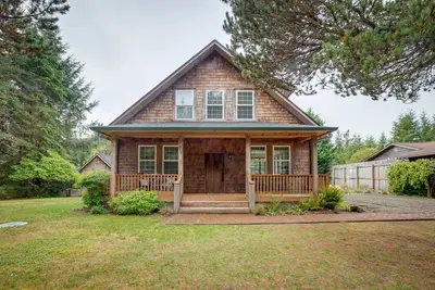 Image de Historic District Home - Walk to Willapa Bay!