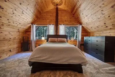 Image de Kachess Lake Log Cabin