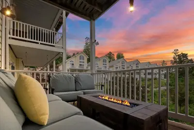 Image de Dream Villa is the perfect vacation escape. . . enjoy water sports, golf and just relaxation! ! !