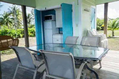 Image de \"Sea Blue\" - a beachfront paradise