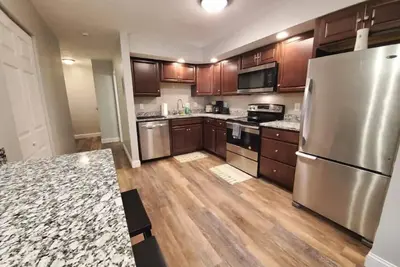 Image de Clean 3 Bed Apartment near Boston +Free Parking