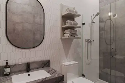 Image de Well Thought Out One Bedroom Suite in Quaint Steveston Village