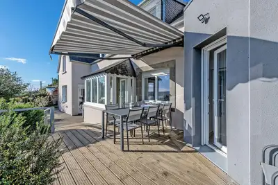Image de Maison de vacances 'Grande Maison Familiale - Vue Mer' avec jardin privé et Wi-Fi